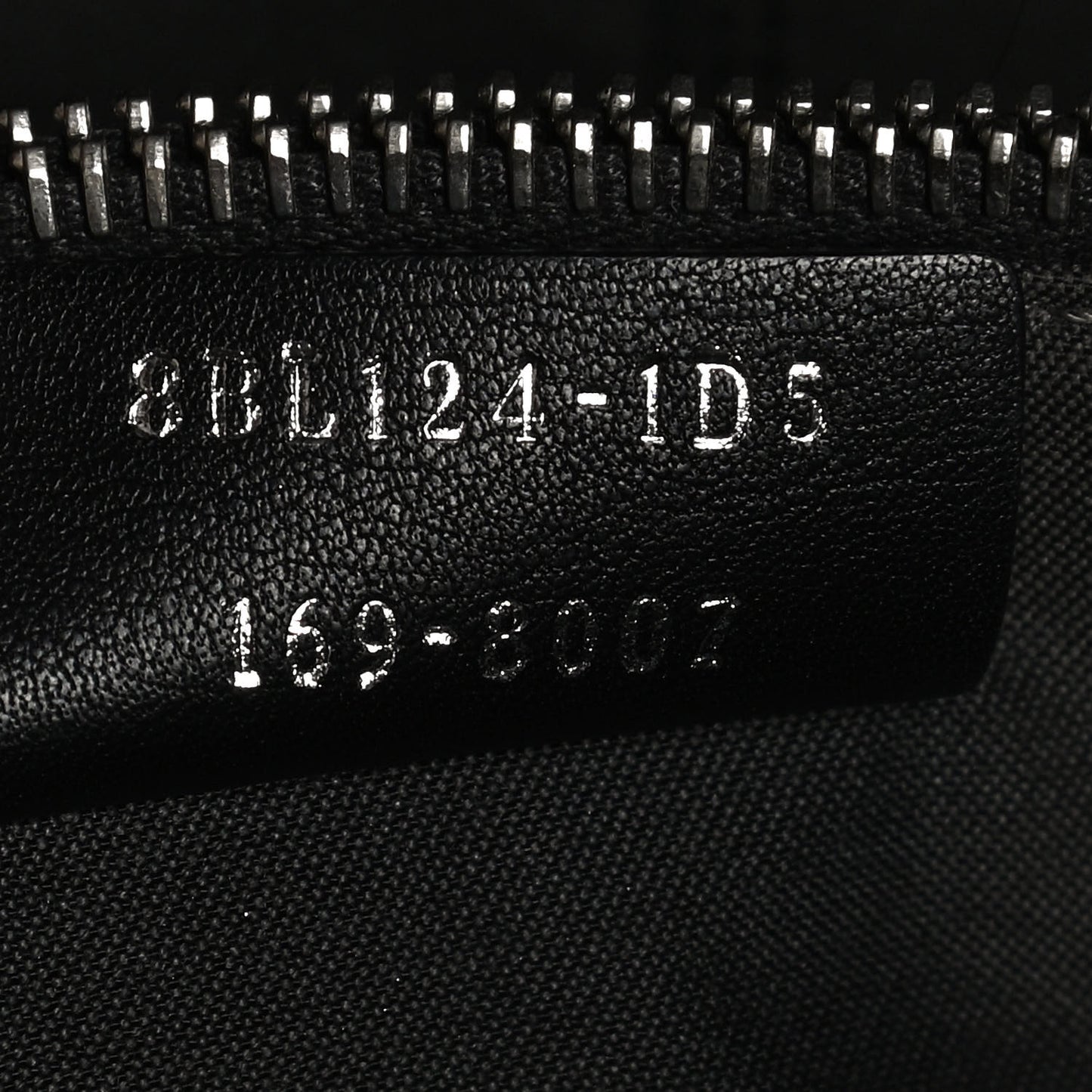 Vitello Dolce Medium By The Way Boston Bag Magenta