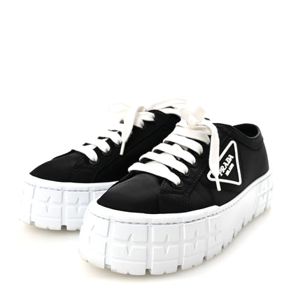 Prada Re-Nylon Gabardine Triangle Logo Double Wheel 50mm Sneakers 38 Black 4 of 10