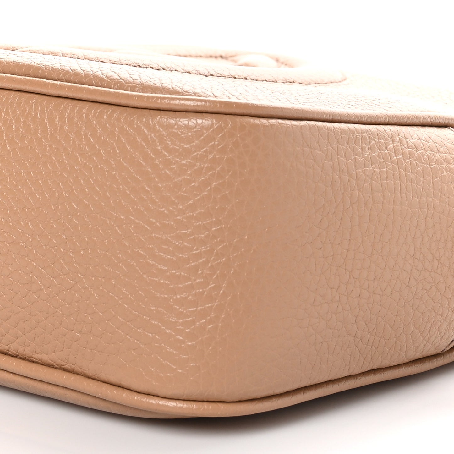 Pebbled Calfskin Small Soho Disco Bag Camelia