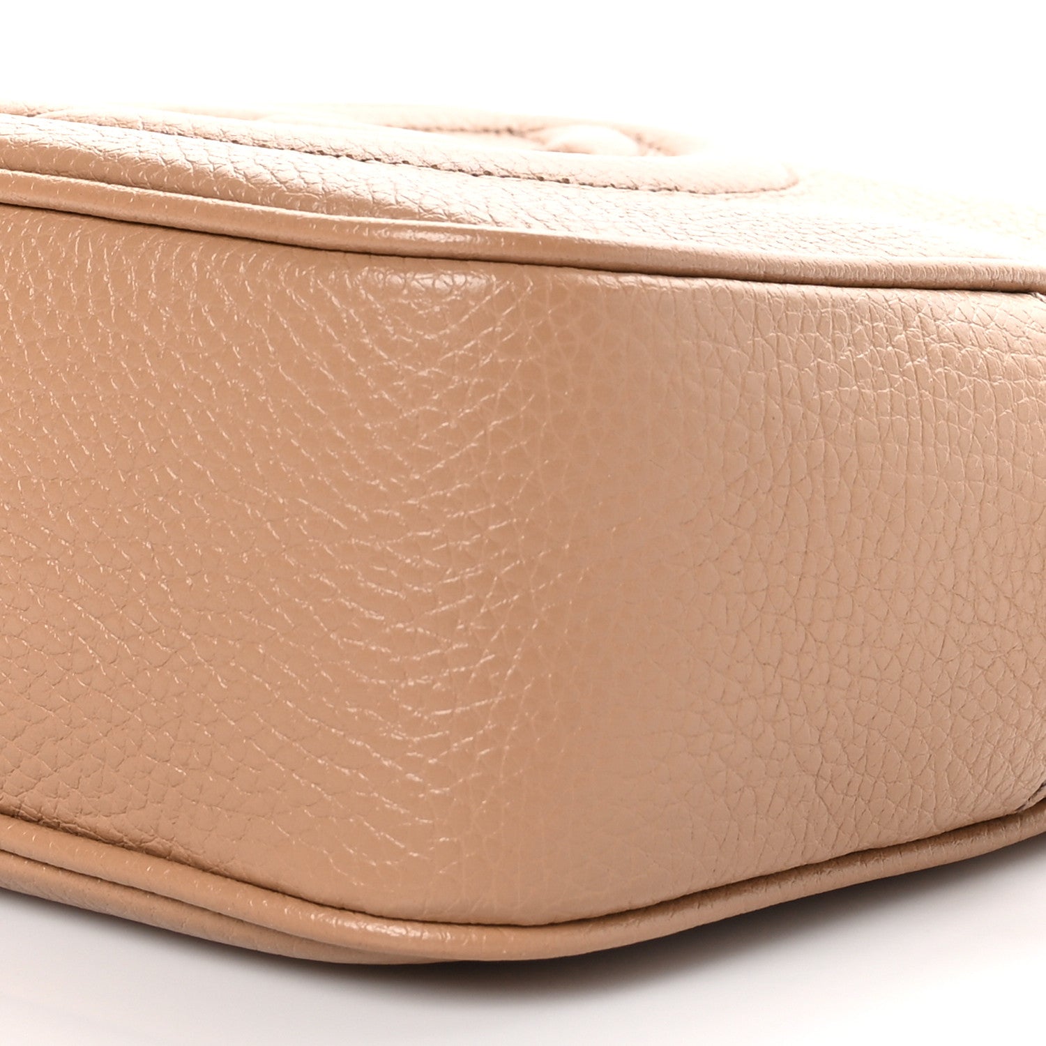 Gucci Pebbled Calfskin Small Soho Disco Bag Camelia 9 of 9