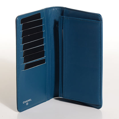 Chanel Patent Make Up Yen Wallet Blue 5 of 7