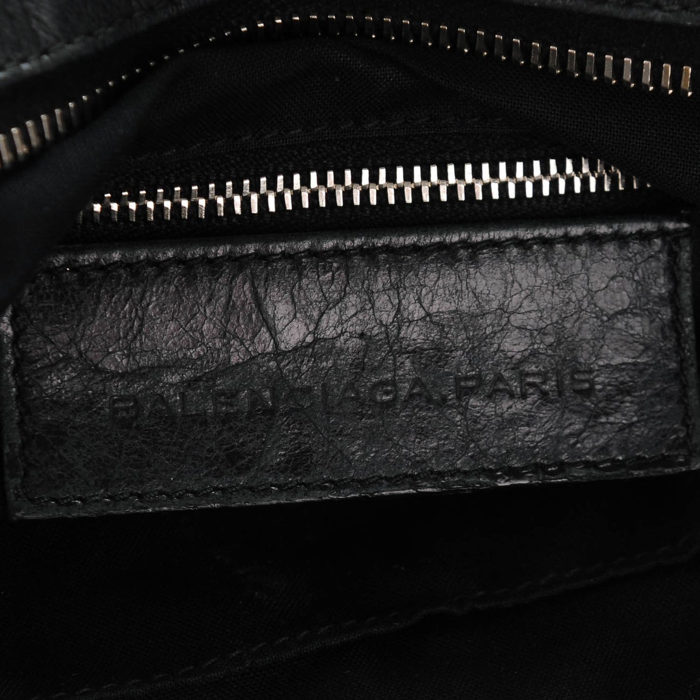 Agneau Giant 12 Silver Hardware Town Black