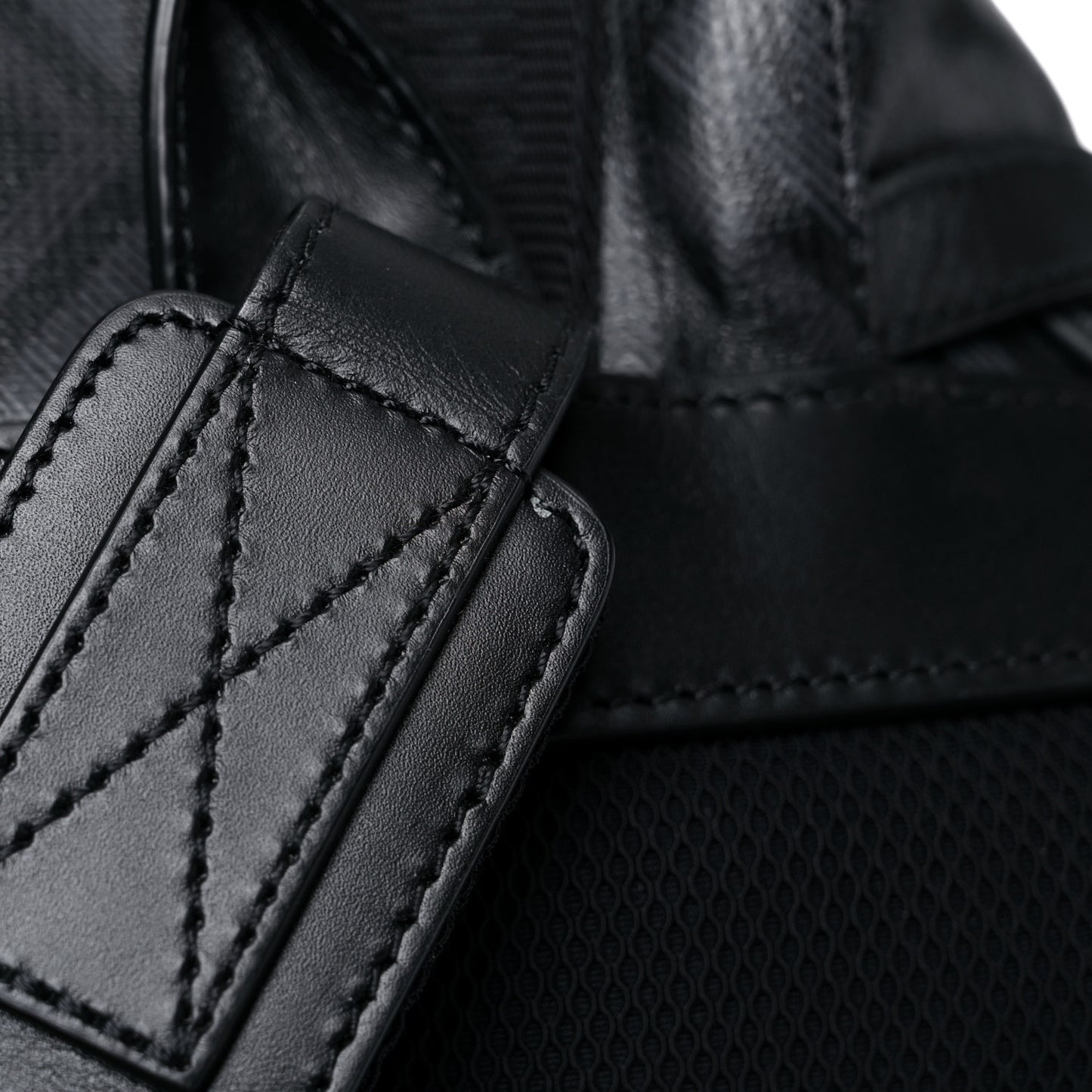 Canvas CD Diamond Hit The Road Backpack Black