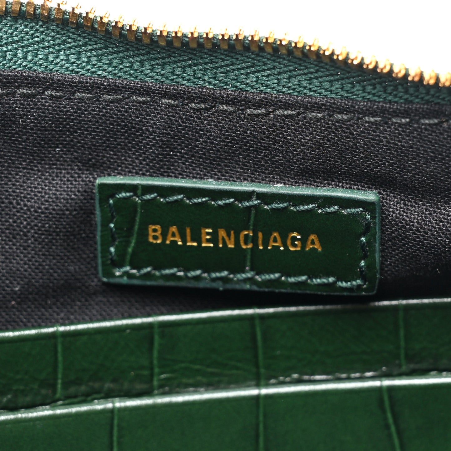 Extra Supple Calfskin Crocodile Embossed Mini Le Cagole Purse With Chain Forest Green