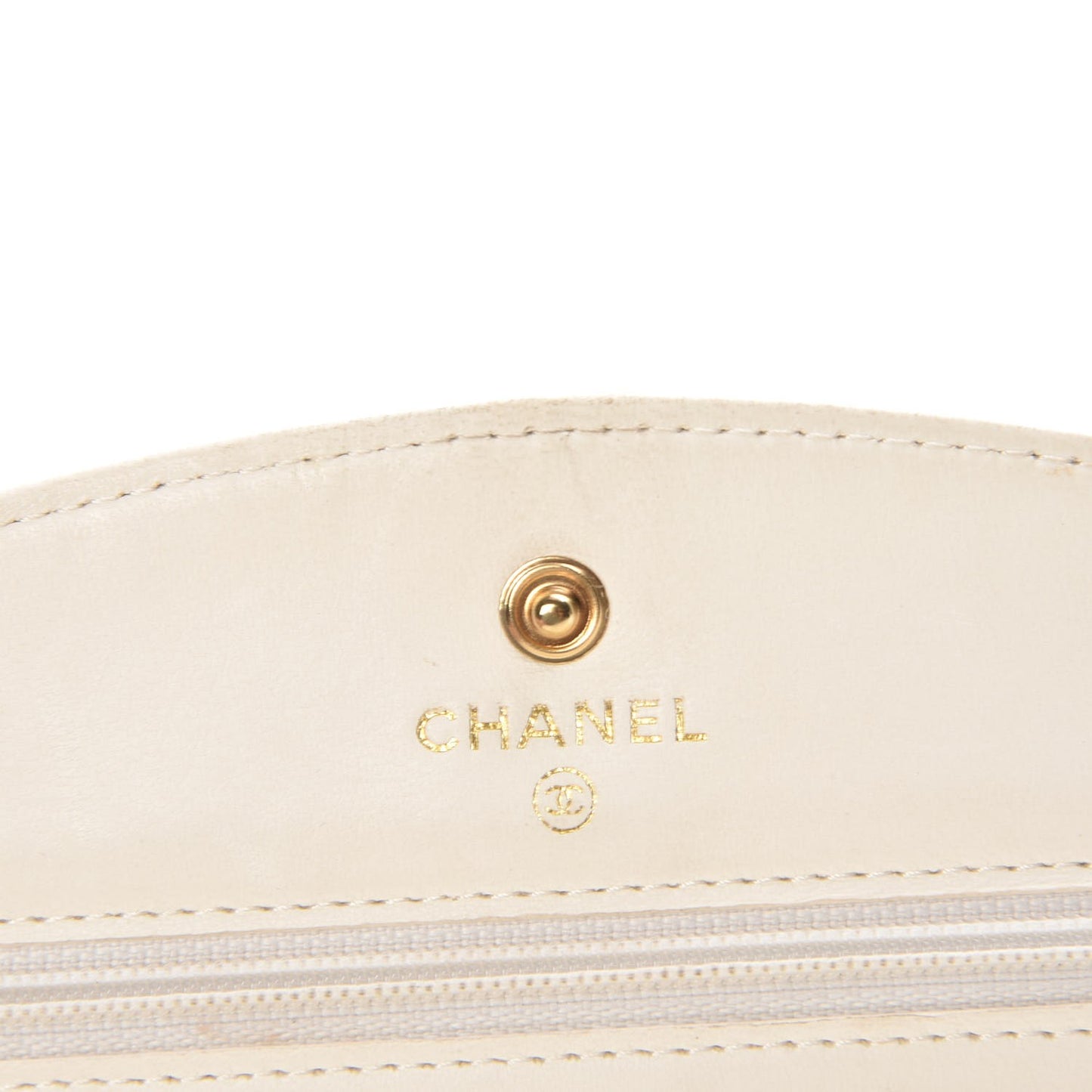 Caviar Timeless CC Wallet on Chain WOC White