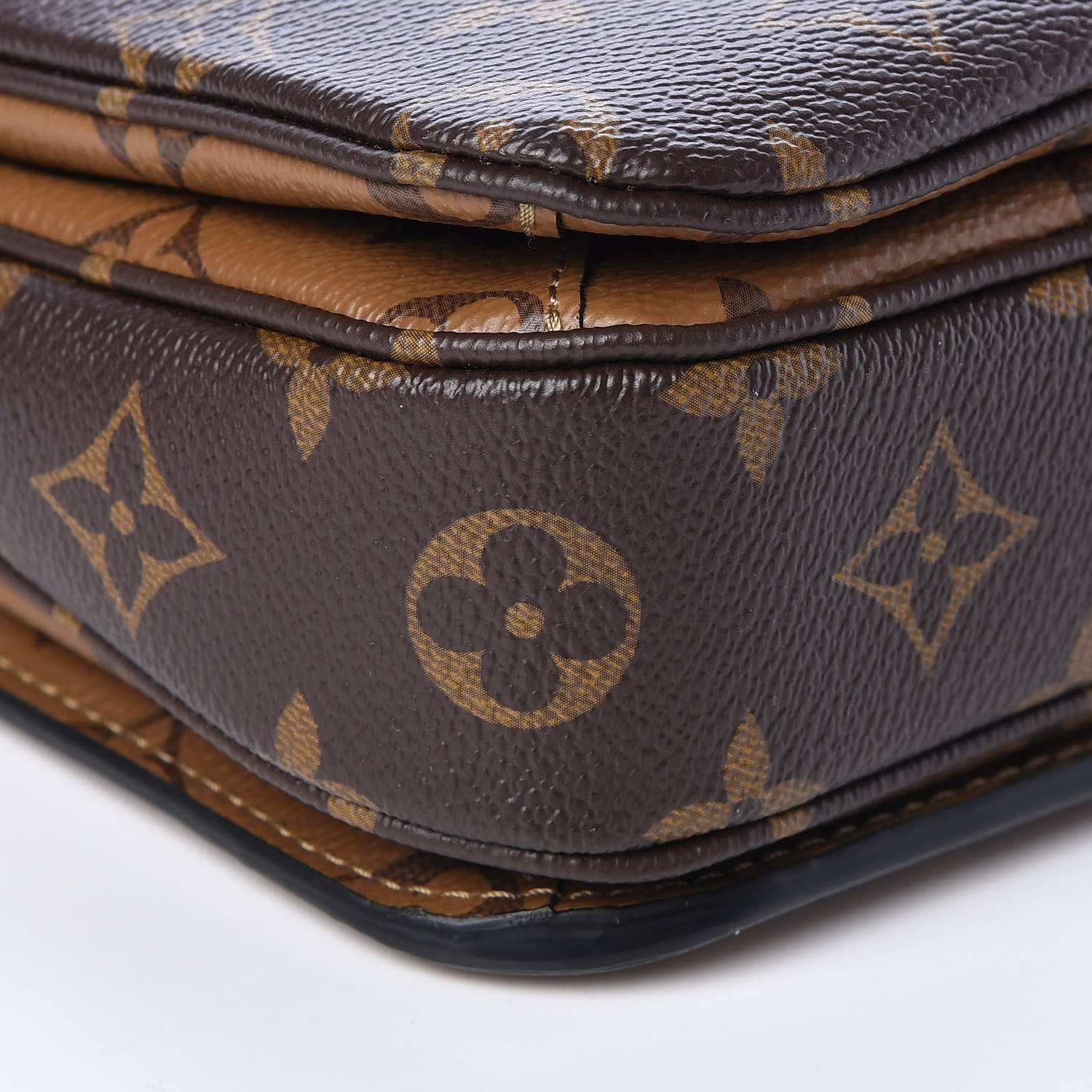 Louis Vuitton Reverse Monogram Pochette Metis 9 of 10