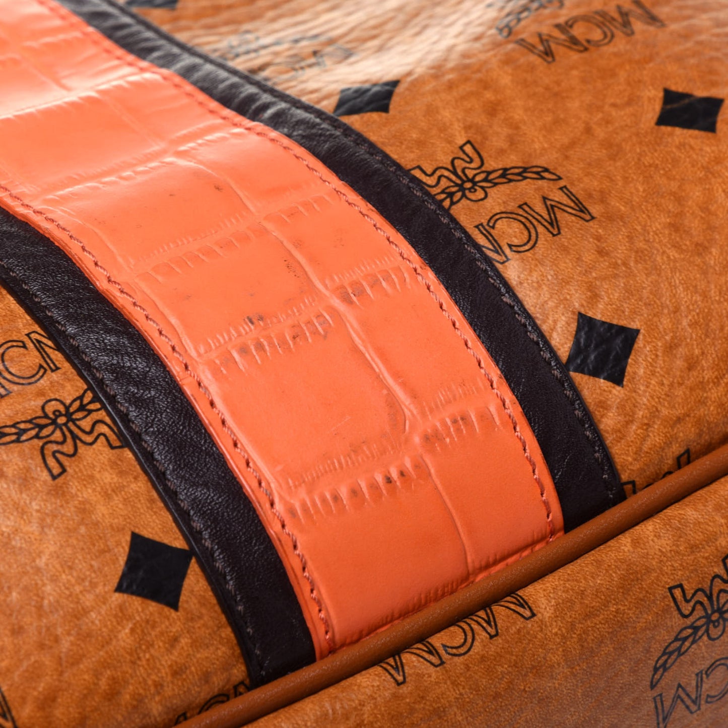 Visetos Crocodile Embossed Shopper Tote Cognac