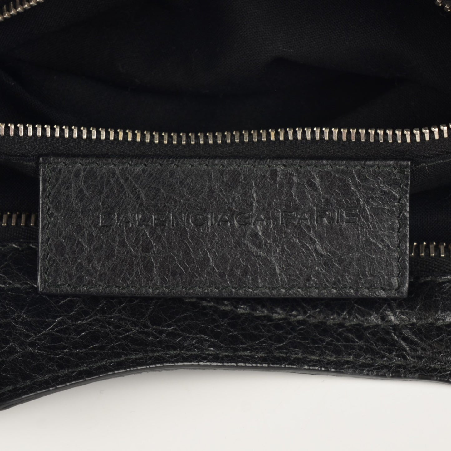 Agneau Giant 12 Silver Hardware City Black