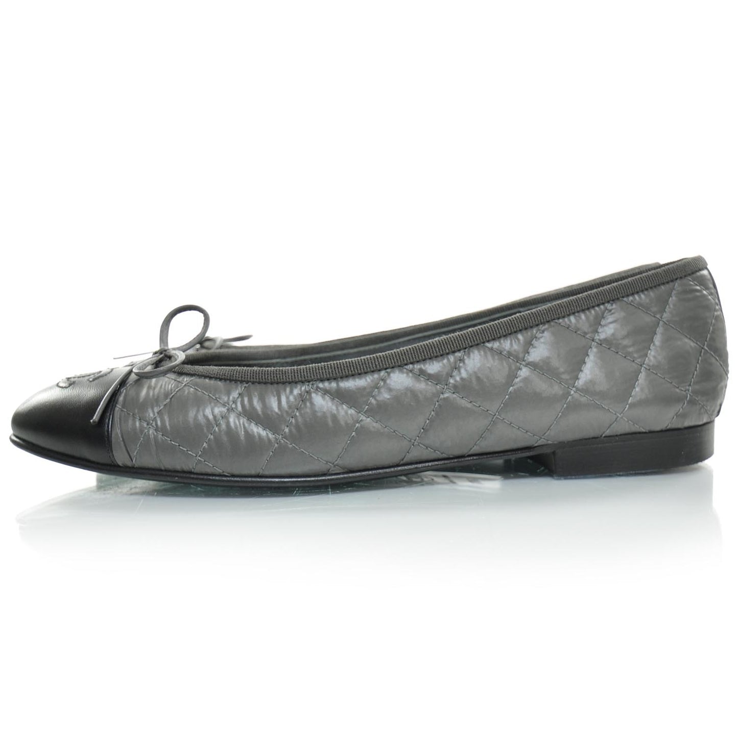 Nylon Quilted Cap Toe Ballerina Flats 39.5 Black and Gray