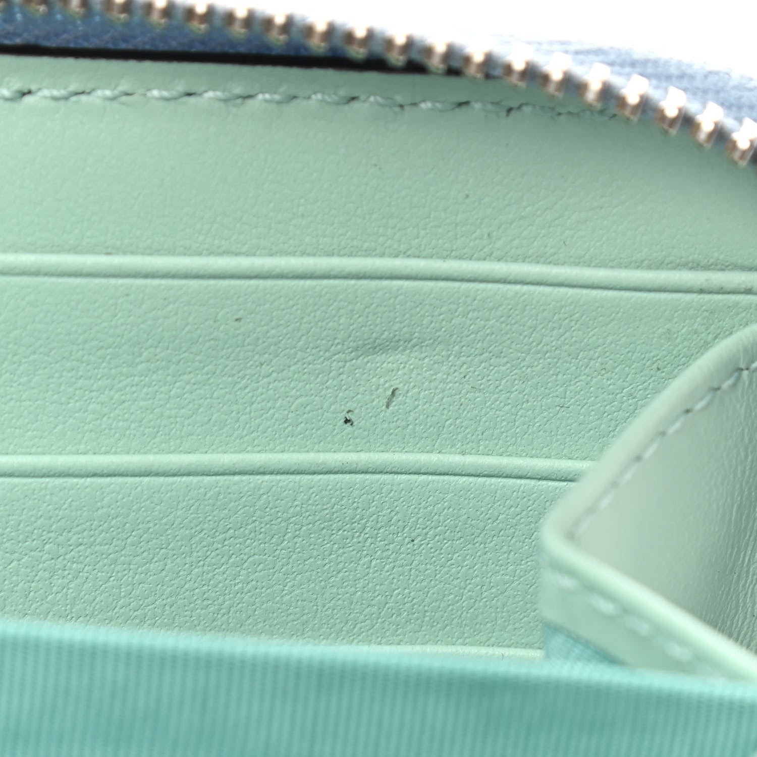 Gucci Calfskin Matelasse Diagonal GG Marmont Zip Around Wallet Multicolor Pastel 9 of 10