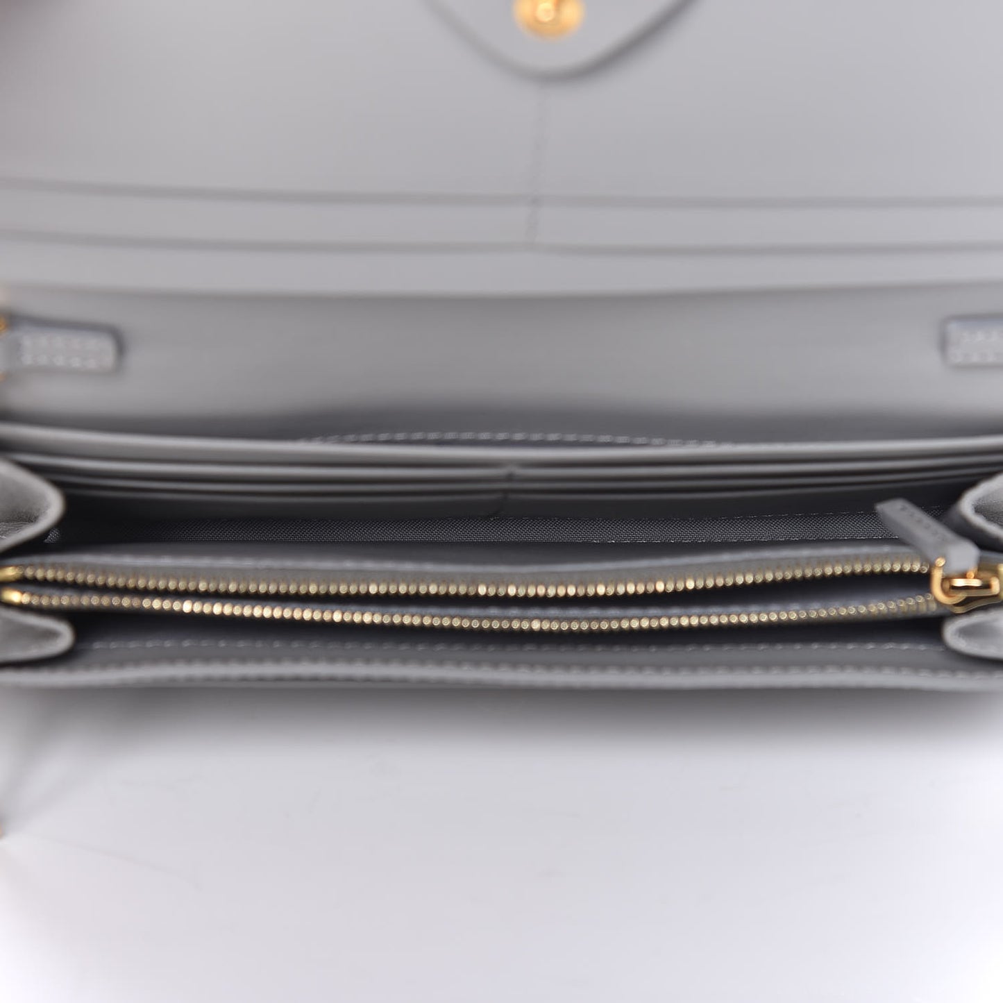 Vitello Liberty Studded Continental Wallet On Chain Ardesia Multicolor
