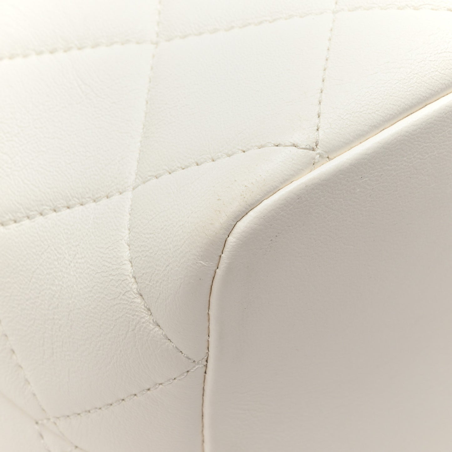 Lambskin Quilted CC Crystal Signature Chain Hobo White