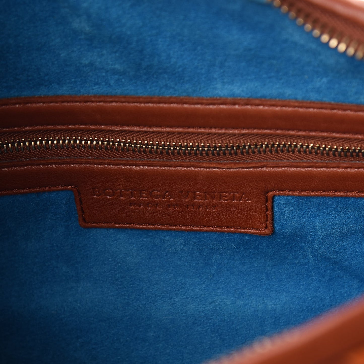 Nappa Intrecciato Bi-Color Medium Veneta Hobo Rust Clay