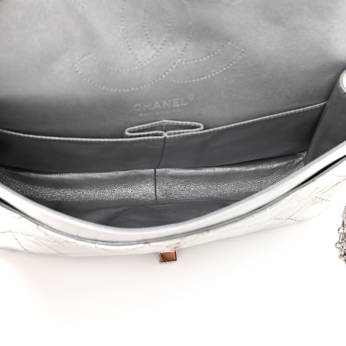 Metallic Aged Calfskin Quilted 2.55 Reissue 226 Flap Silver