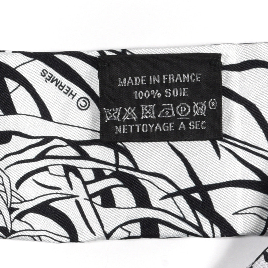 Hermes Silk Jungle Love Rainbow Twilly Gris Black White 3 of 3