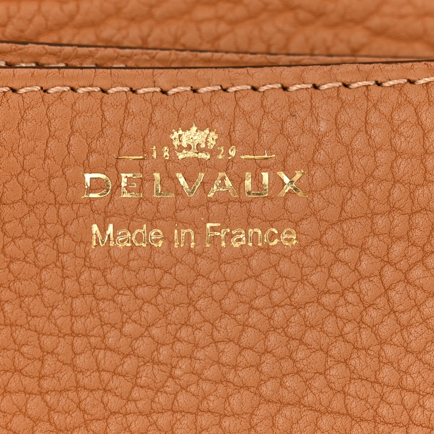 Crispy Calfskin Mini Le Mutin Saddle Belt Bag Vegetal