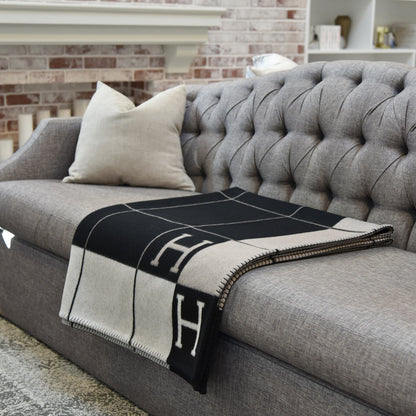 Hermes Wool Cashmere Avalon Blanket Ecru Gris Fonce 2 of 4