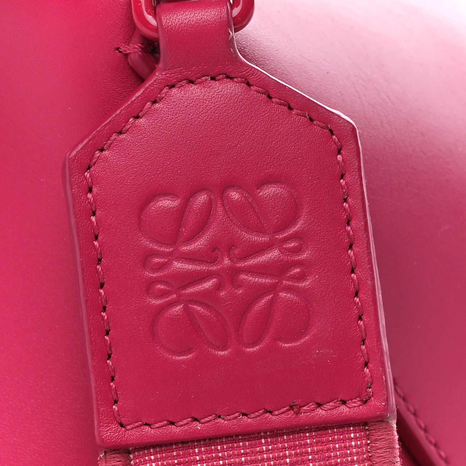 Loewe Satin Calfskin Monochrome Small Puzzle Edge Bag Ruby Red Glaze 9 of 15