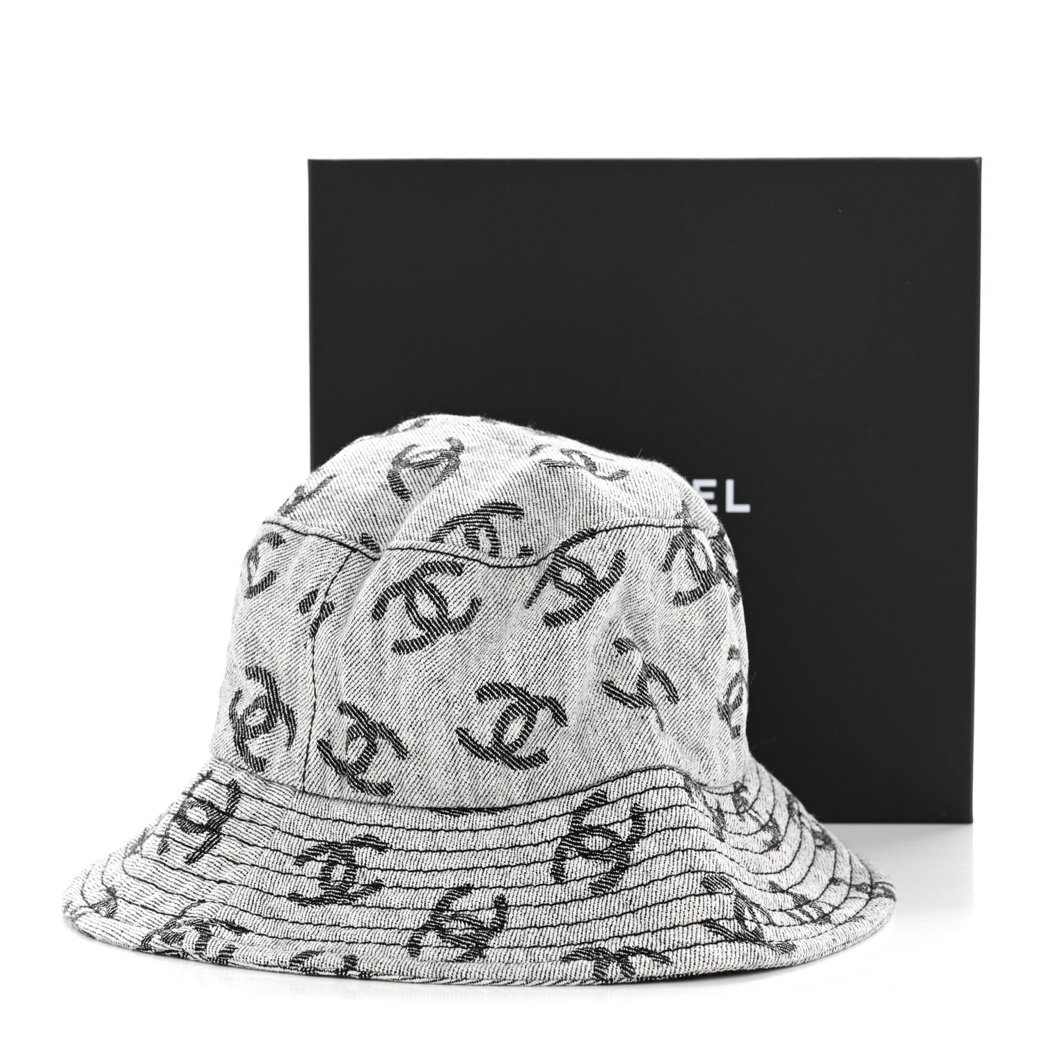 Chanel Denim CC Bucket Hat L White Black 11 of 11