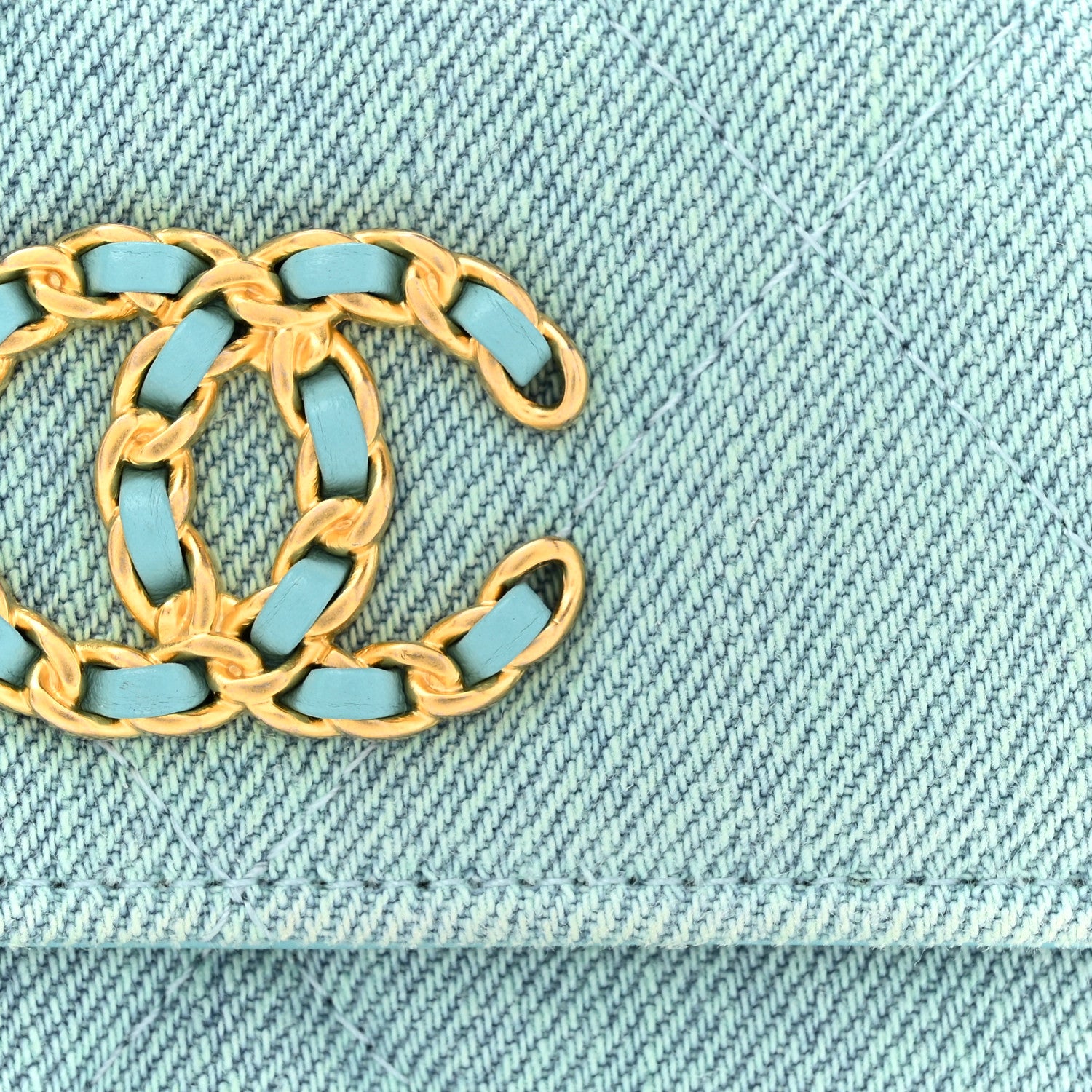 Chanel Denim Quilted Chanel 19 Flap Card Holder With Chain Light Blue 9 of 12