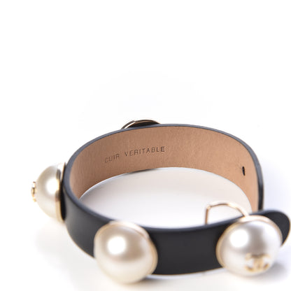 Chanel Lambskin Pearl CC Bracelet M Black 6 of 7