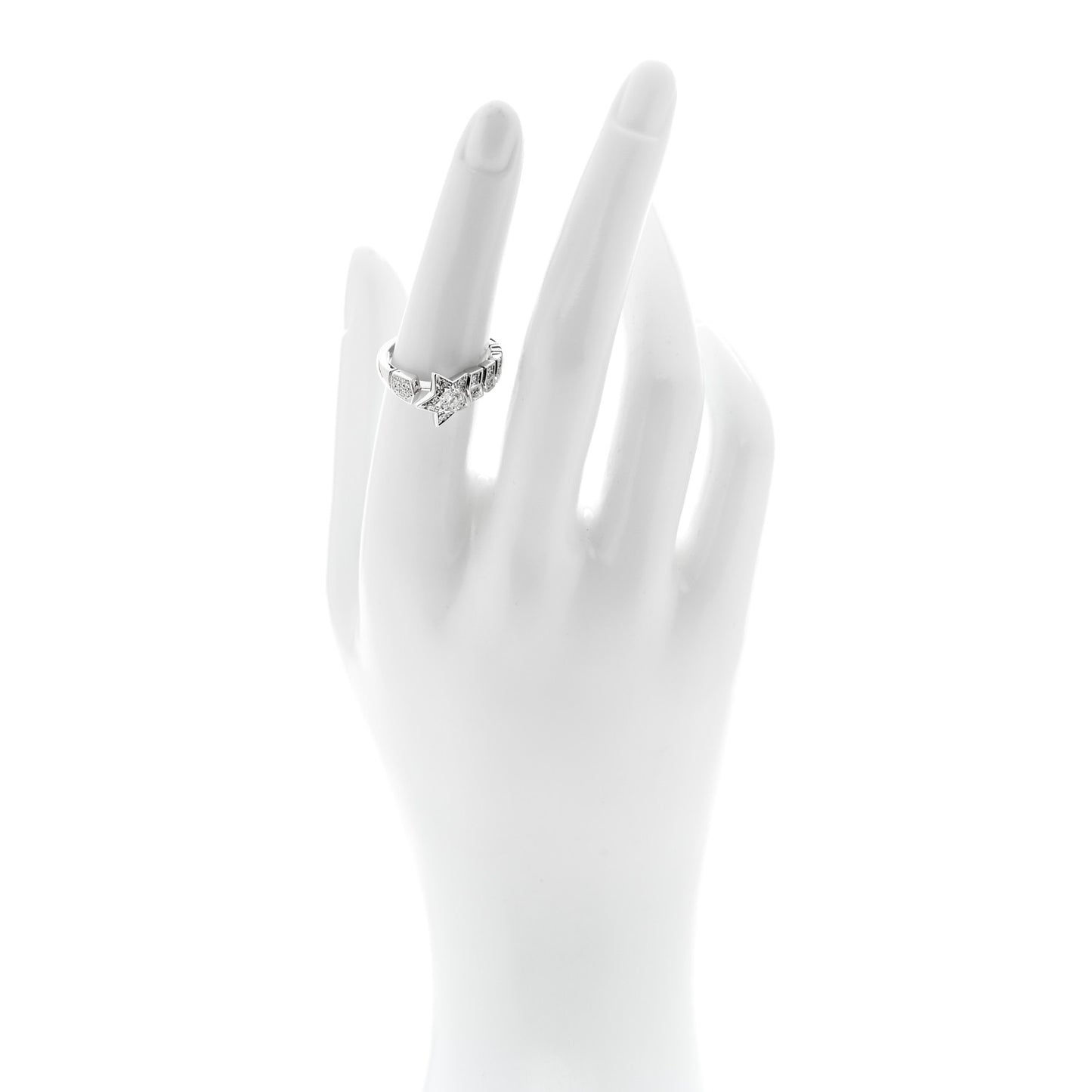 18K White Gold Diamond Comete Chevron Ring 53 6.5