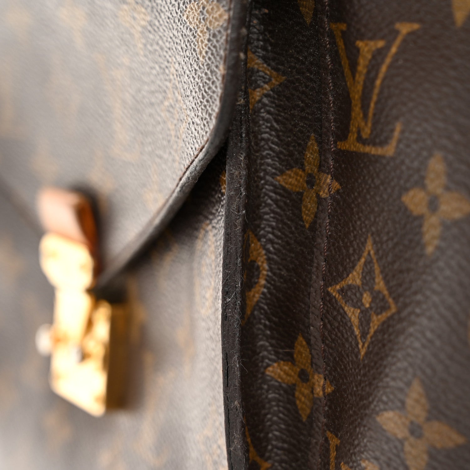 Louis Vuitton Monogram Metis 15 of 15
