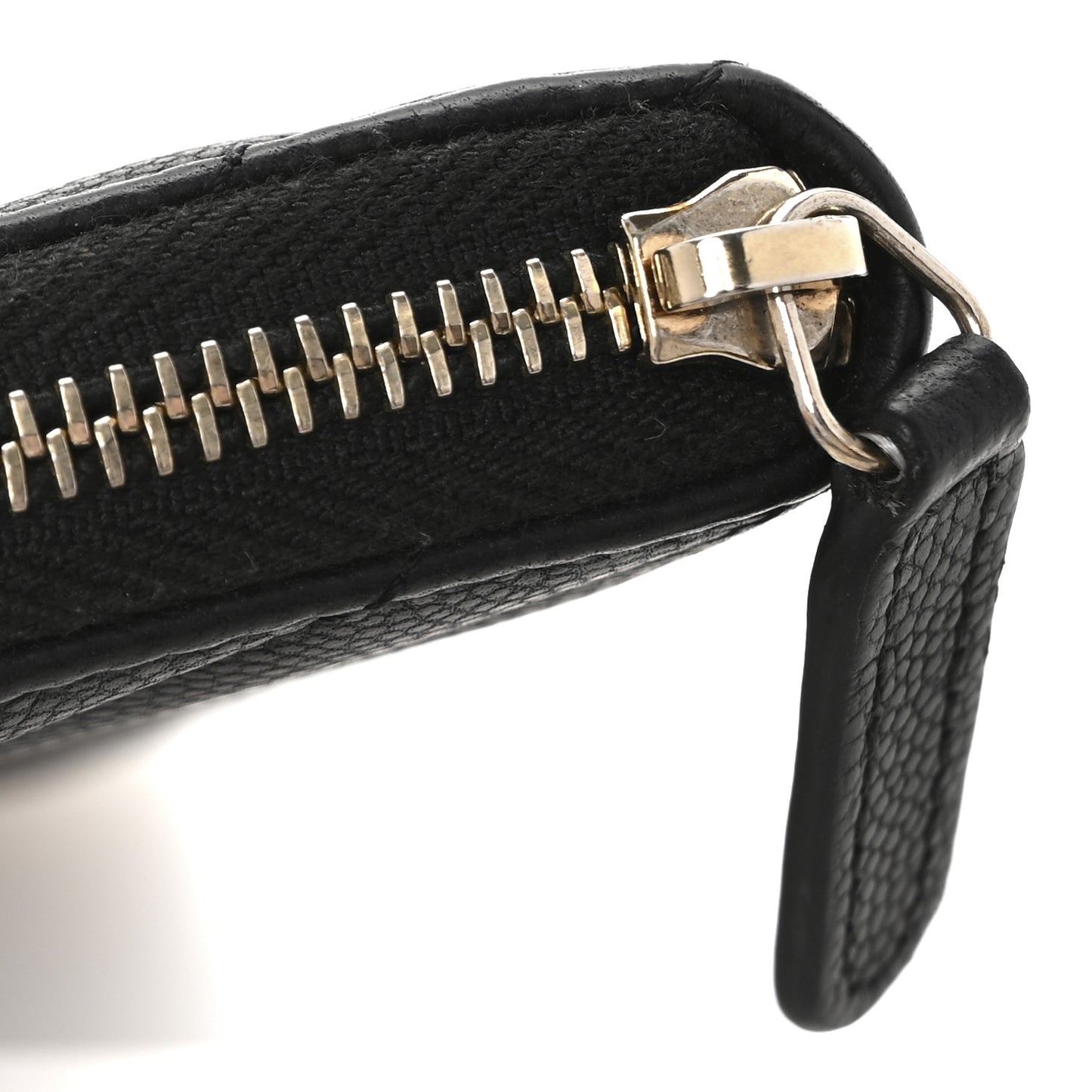 Caviar Chevron Quilted Medium Zip Around Wallet Black