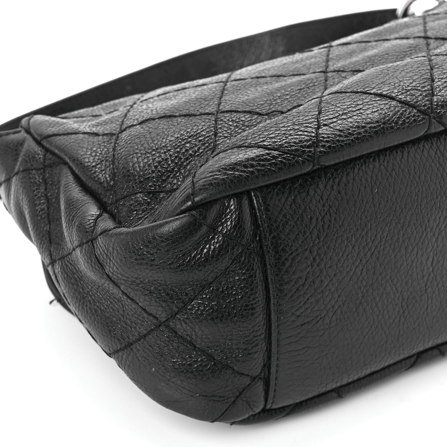 Glazed Calfskin Stitched On The Road Flap Black