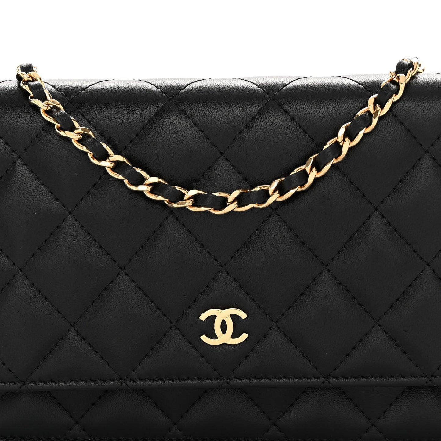 Lambskin Quilted Wallet On Chain WOC Black