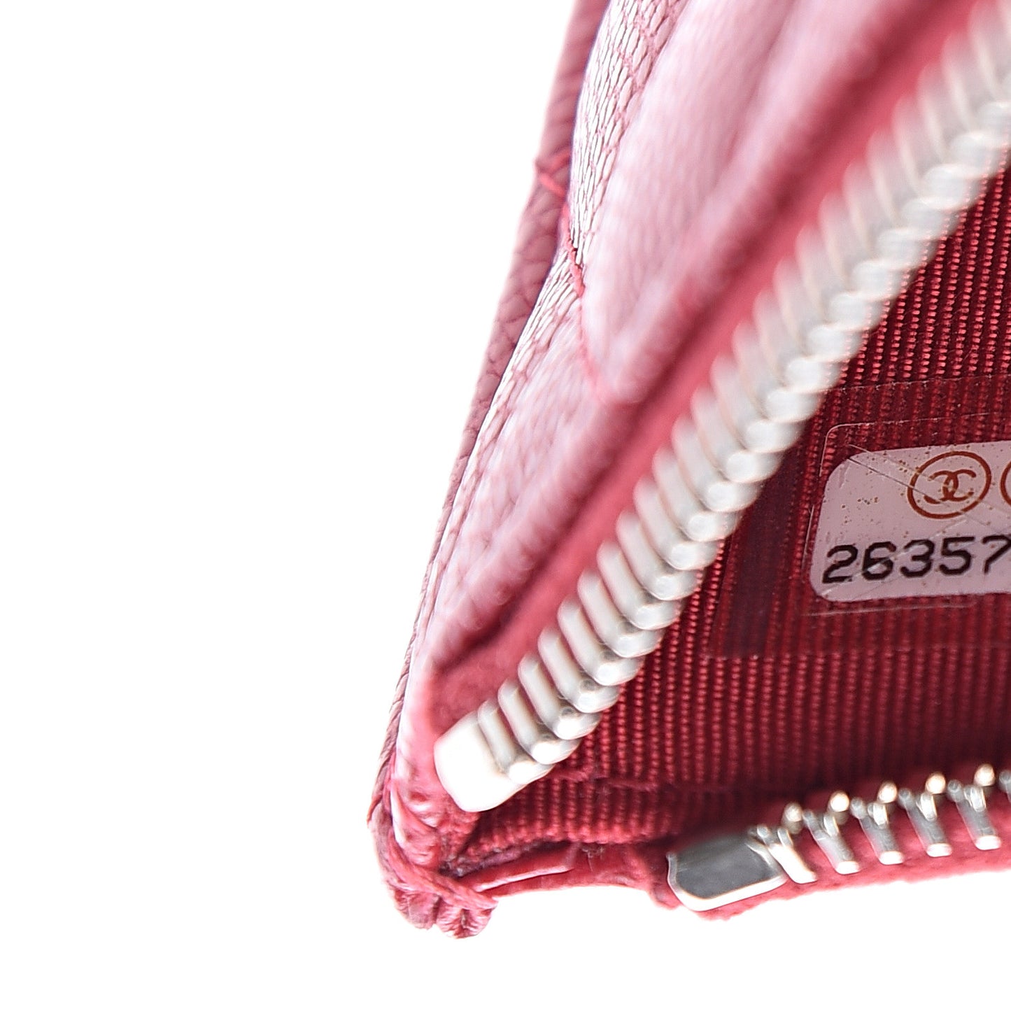 Caviar Quilted Classic Zip Pouch Red