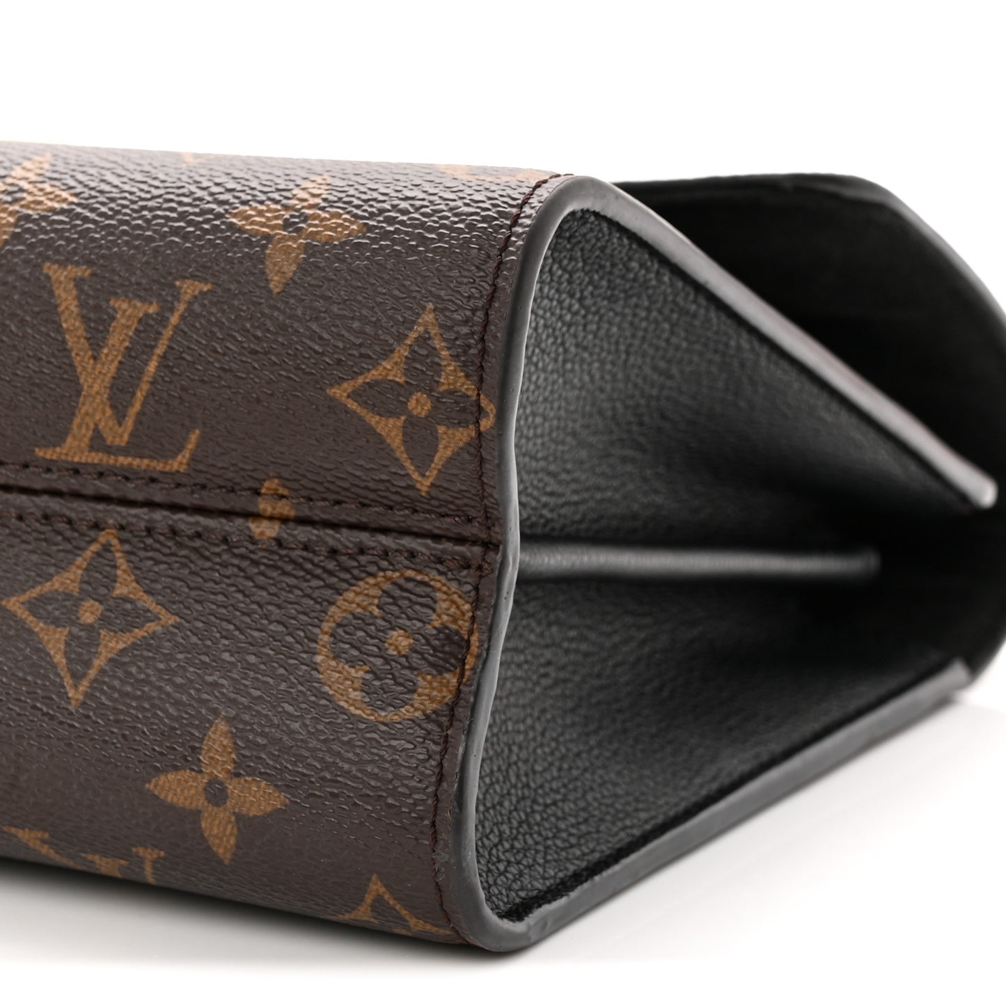 Monogram Victoire Black