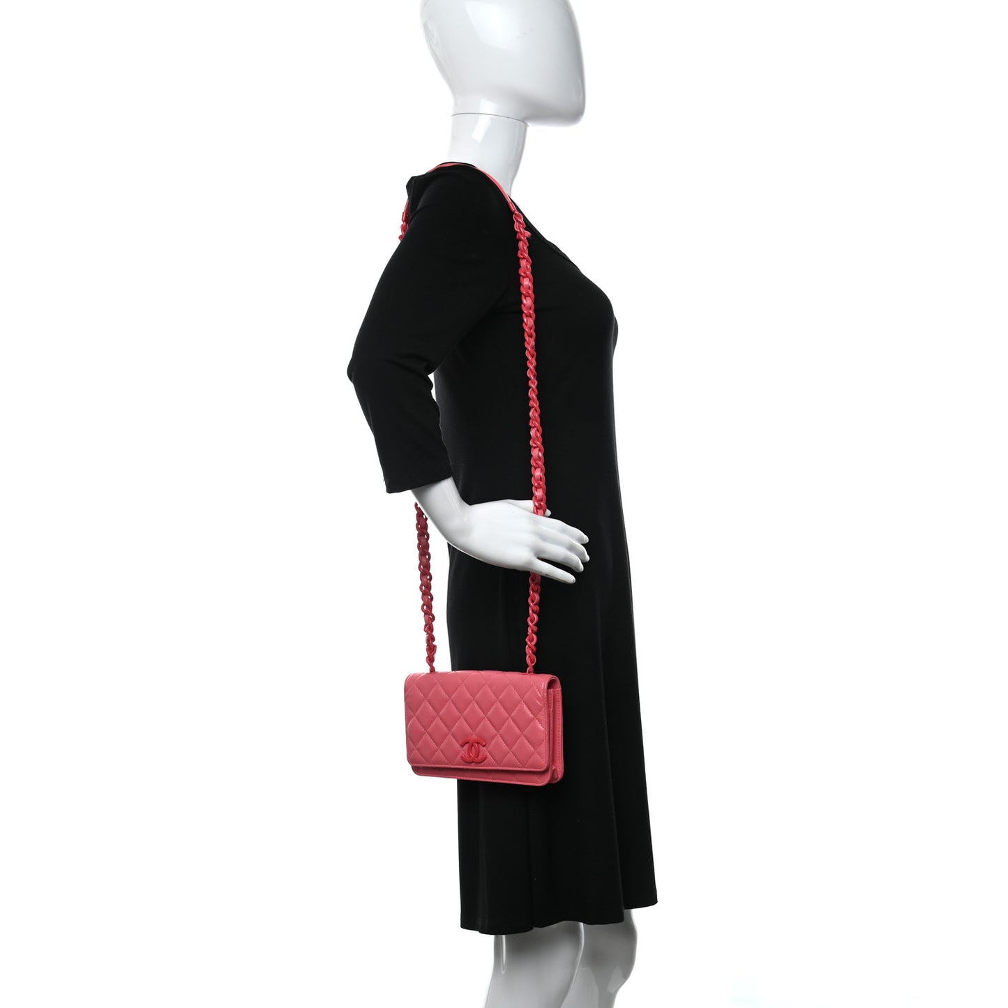 Caviar Quilted My Everything Wallet On Chain WOC Pink