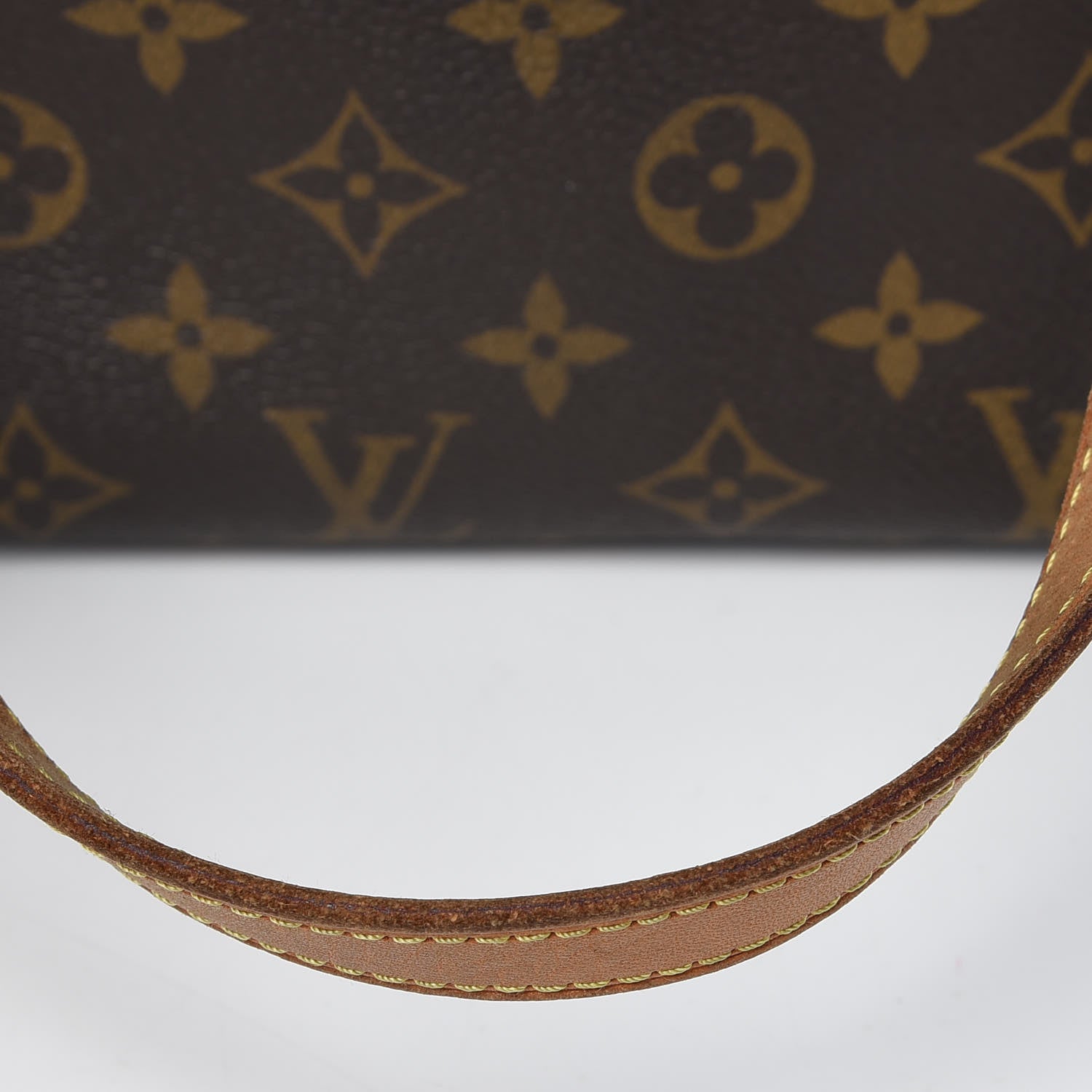 Louis Vuitton Monogram Totally MM 12 of 13
