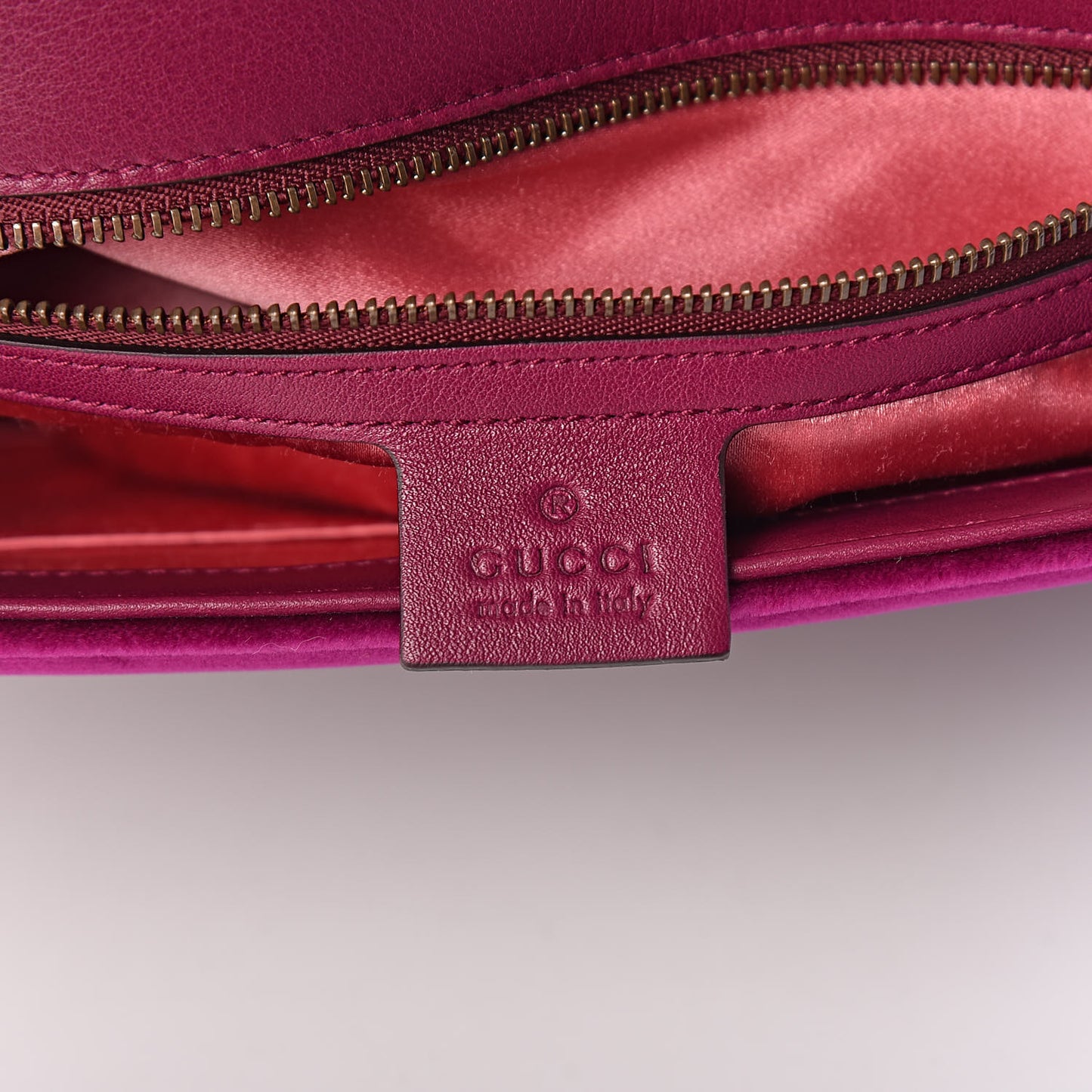 Velvet Matelasse Medium GG Marmont Shoulder Bag Fuchsia Violet Cyclamen