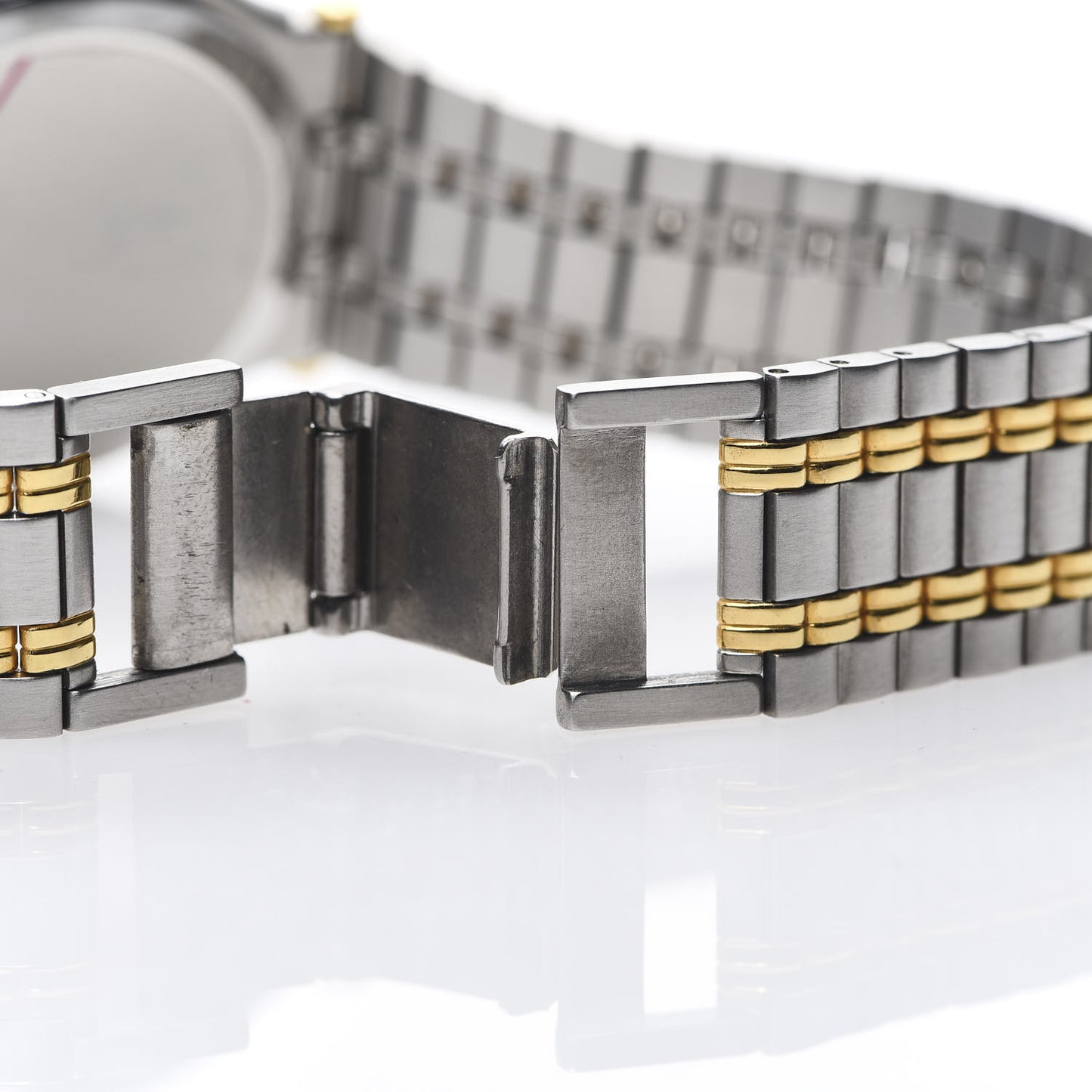 Stainless Steel 32mm 9000M Quartz Watch Grey