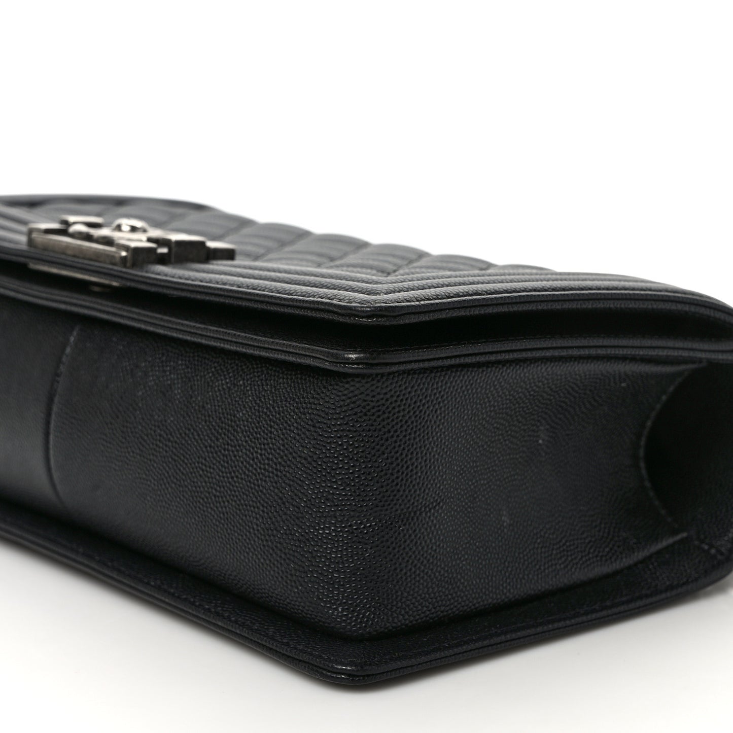 Caviar Quilted Medium Boy Flap Black