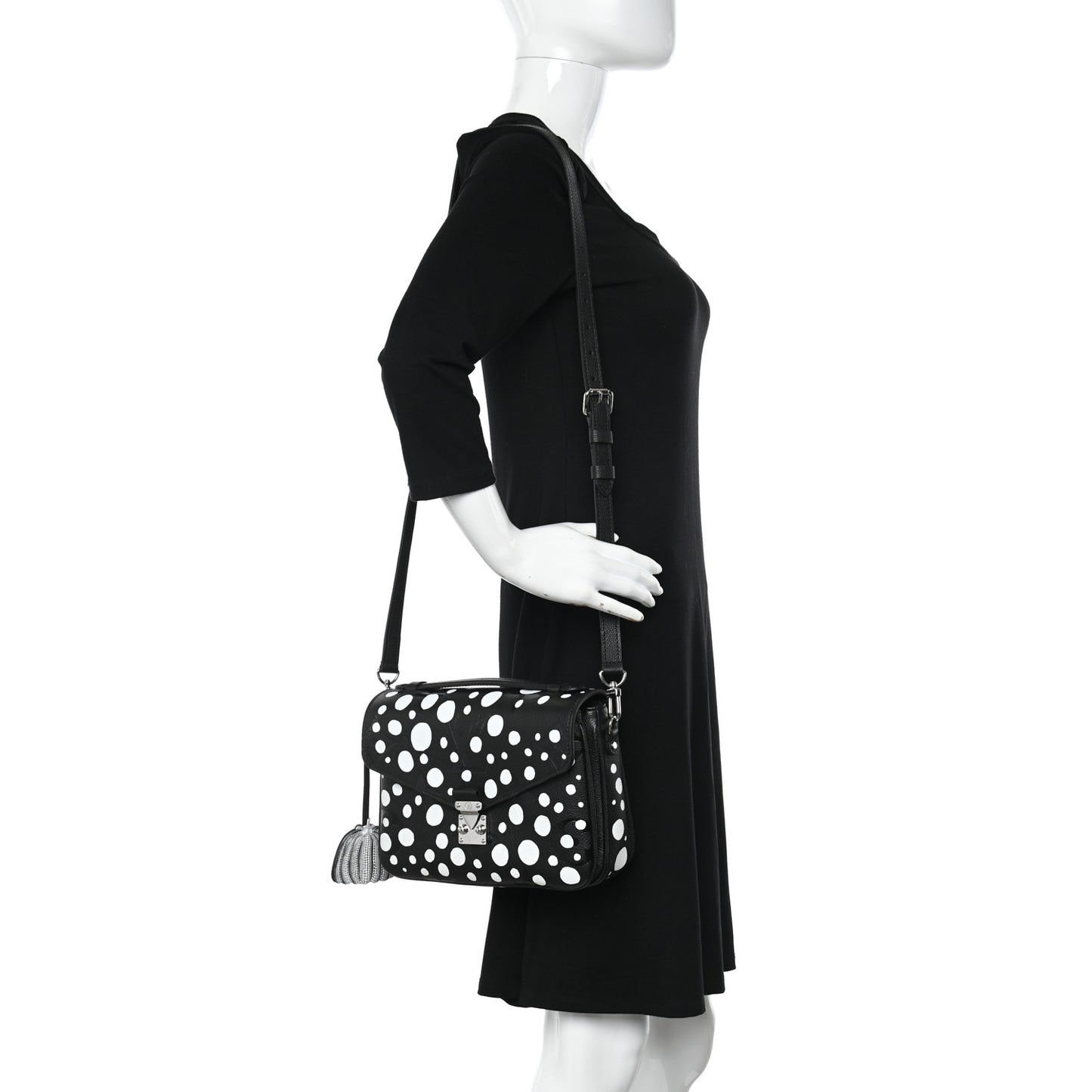 LV X YK Empreinte Monogram Giant Pochette Metis Black