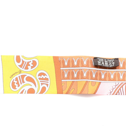Hermes Silk Geometrie Cretoise Silk Twilly 3 of 3