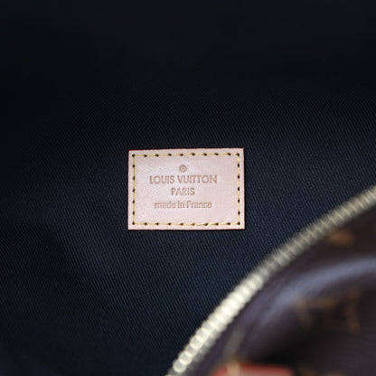 Louis Vuitton Monogram Bumbag 6 of 11