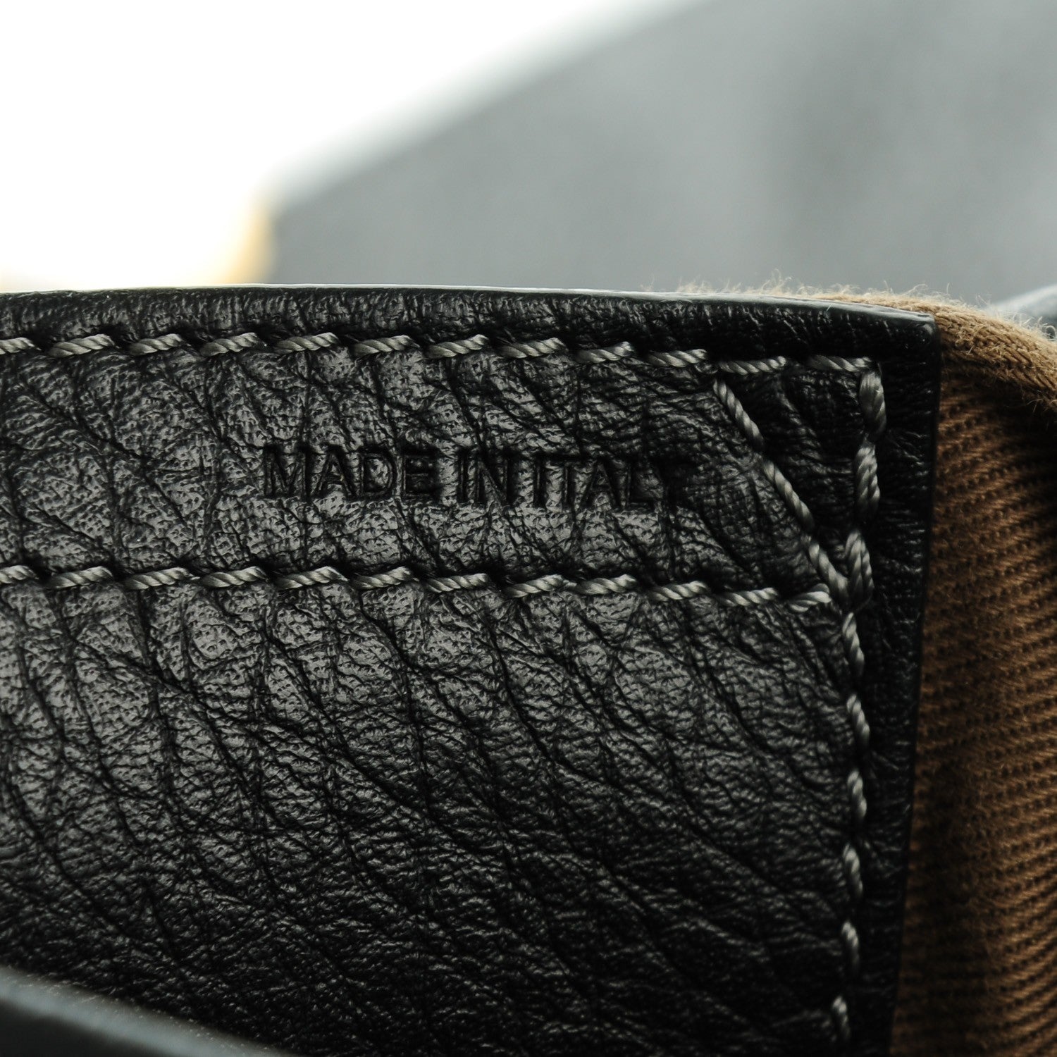 Chloe Calfskin Medium Marcie Round Crossbody Bag Black 7 of 8