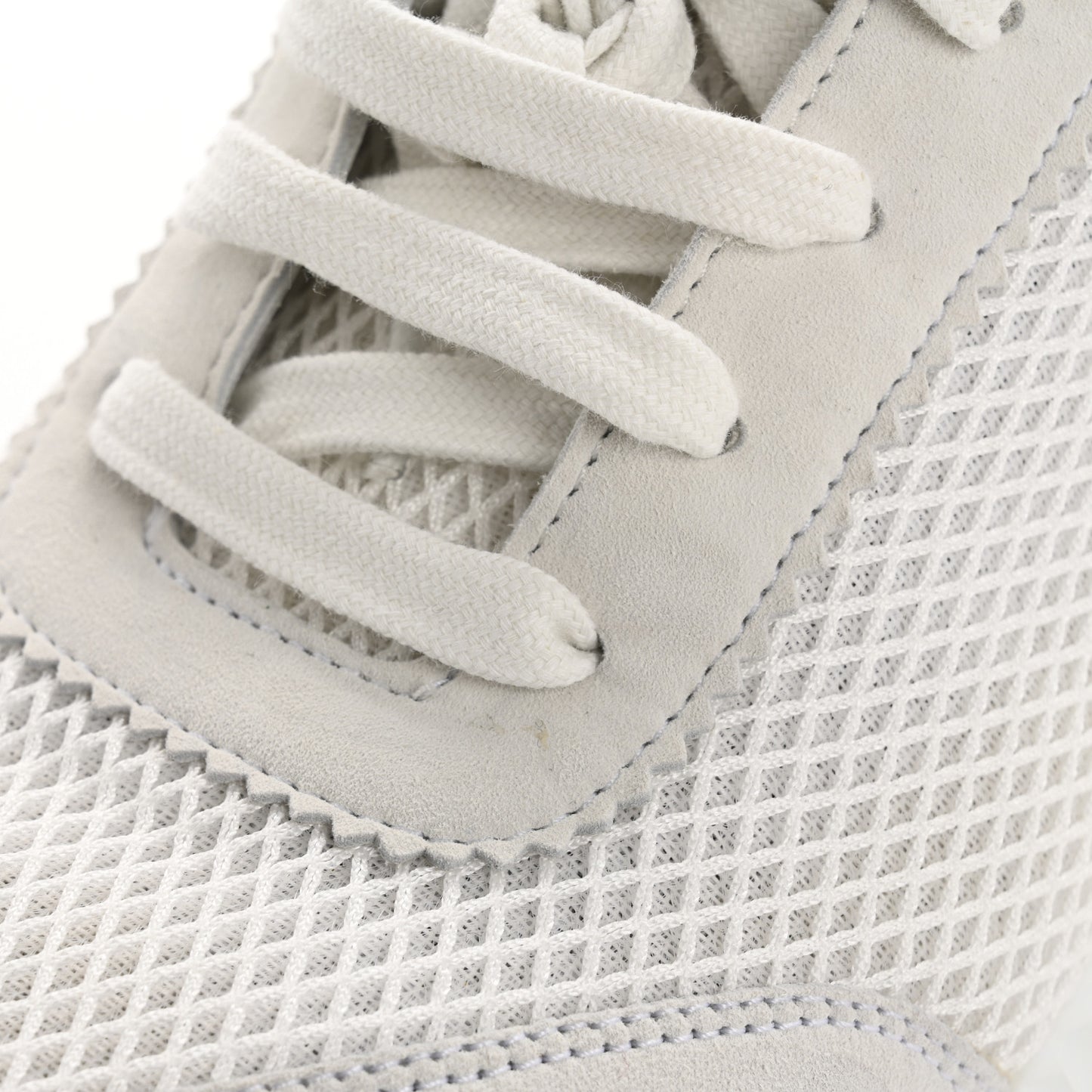 Air Mesh Suede Goatskin Bouncing Sneakers 39 White Black
