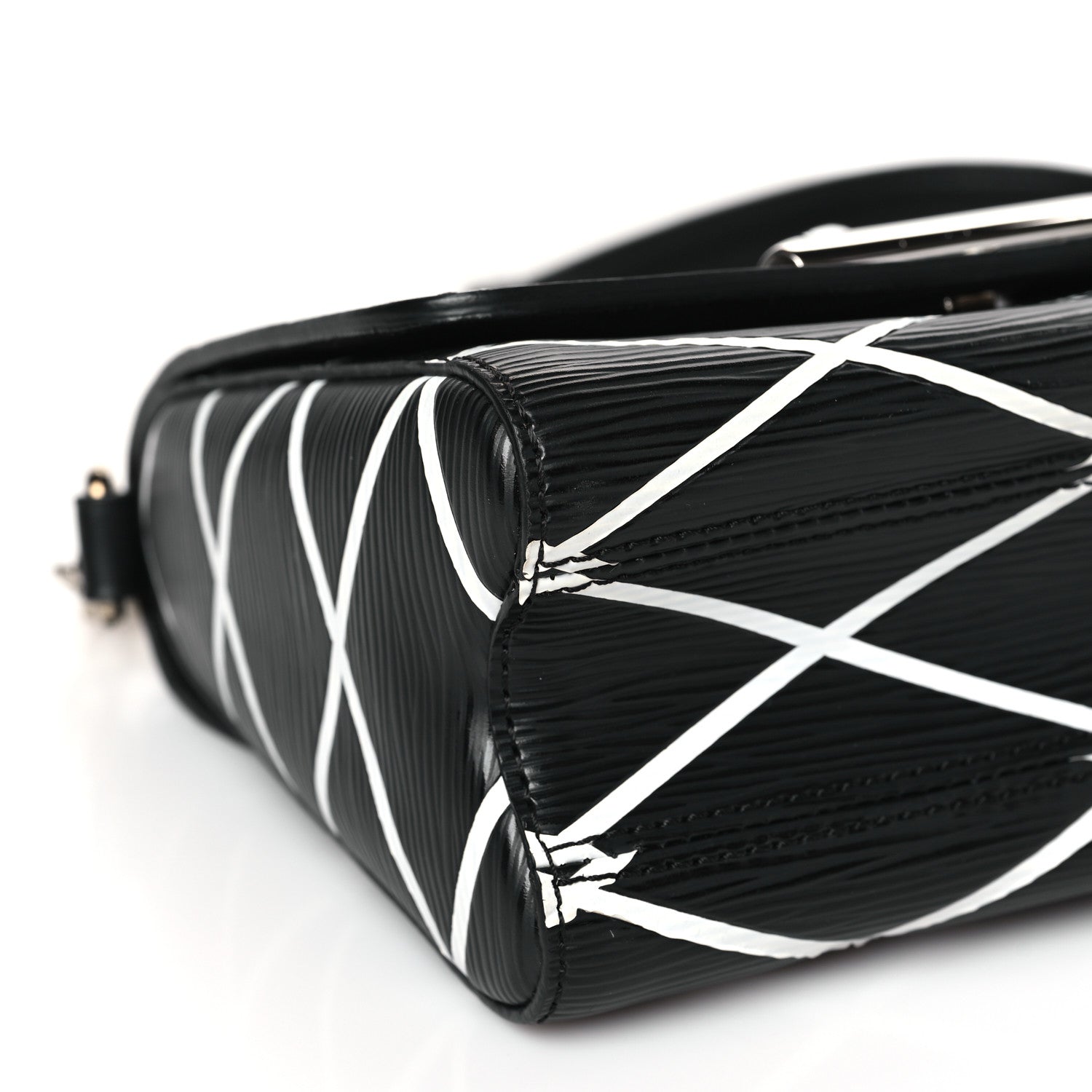 Louis Vuitton Epi Malletage Twist Shoulder Bag PM Black 7 of 9