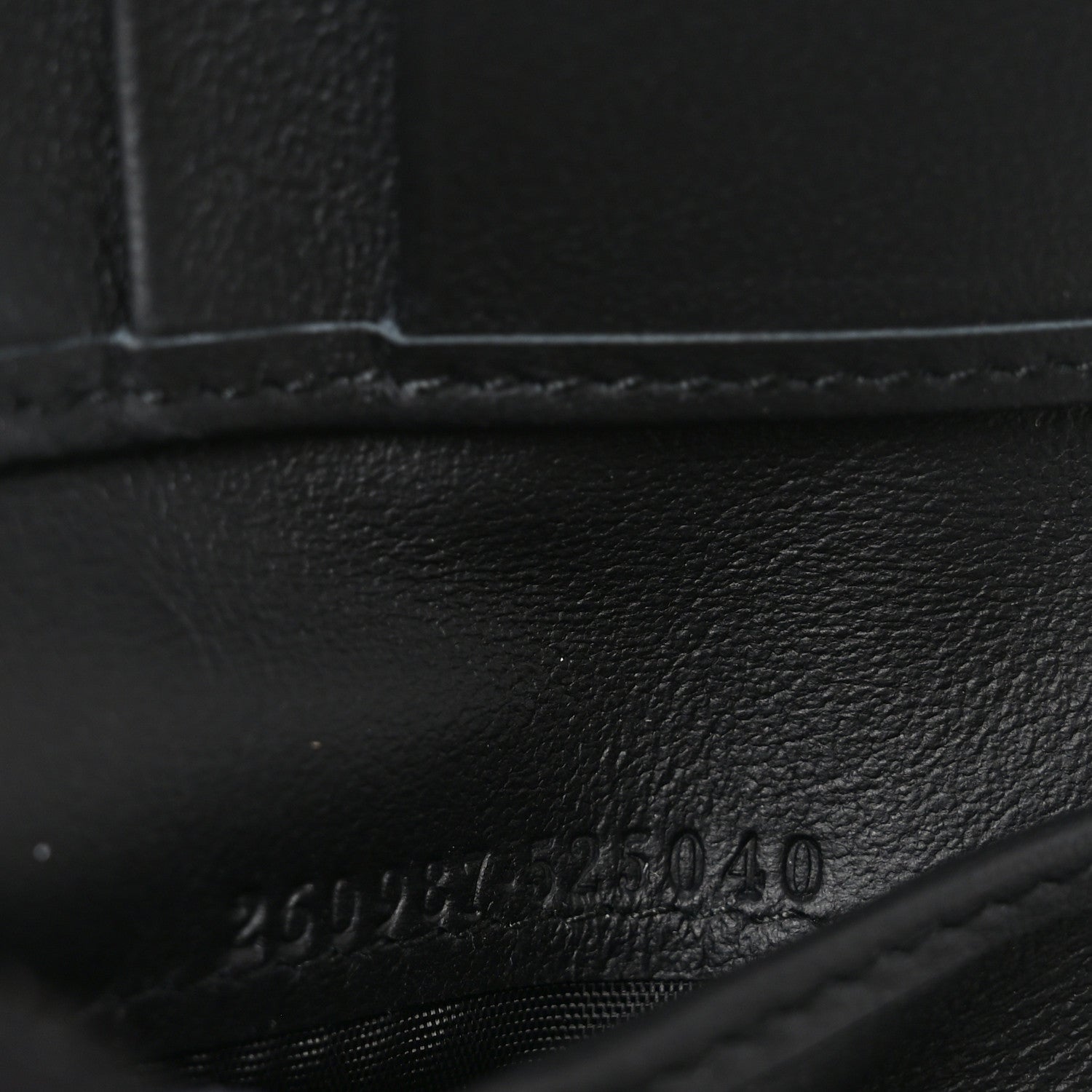 Gucci Microguccissima Bi-Fold Wallet Black 7 of 7