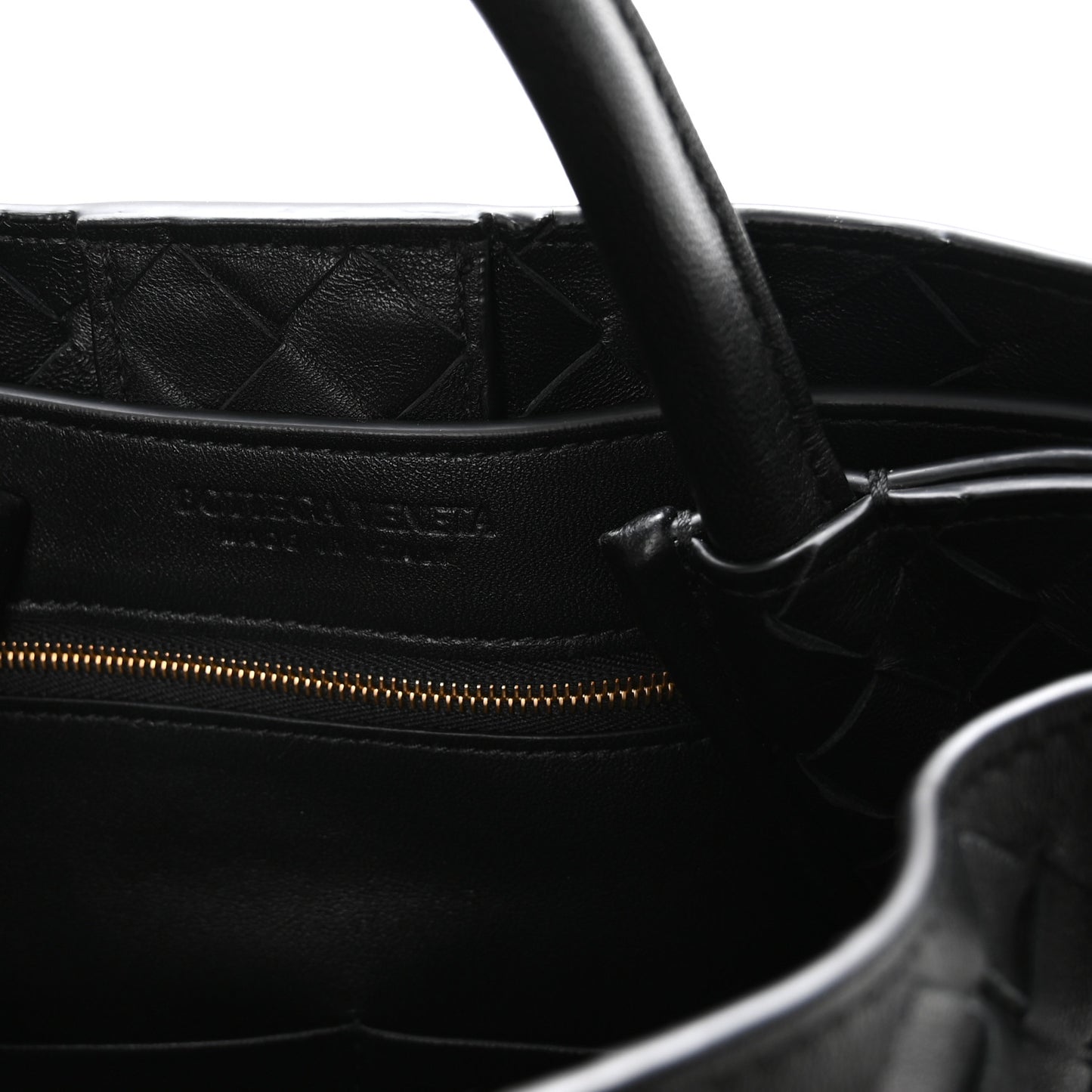 Nappa Intrecciato Medium Andiamo Shoulder Bag Black