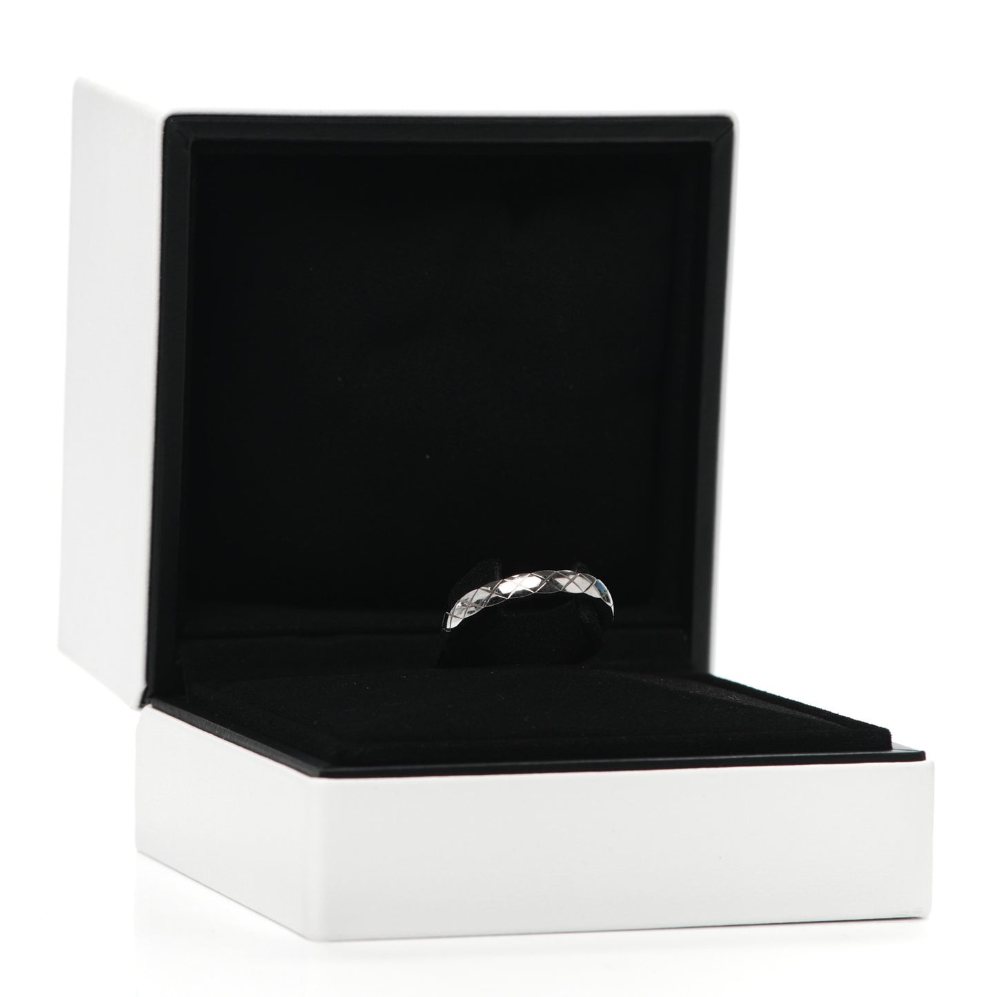 18K White Gold Mini Coco Crush Ring 59 8.75