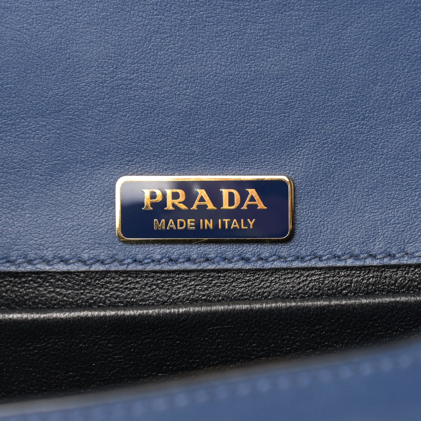 City Calf Saffiano Cahier Bag Bluette Black