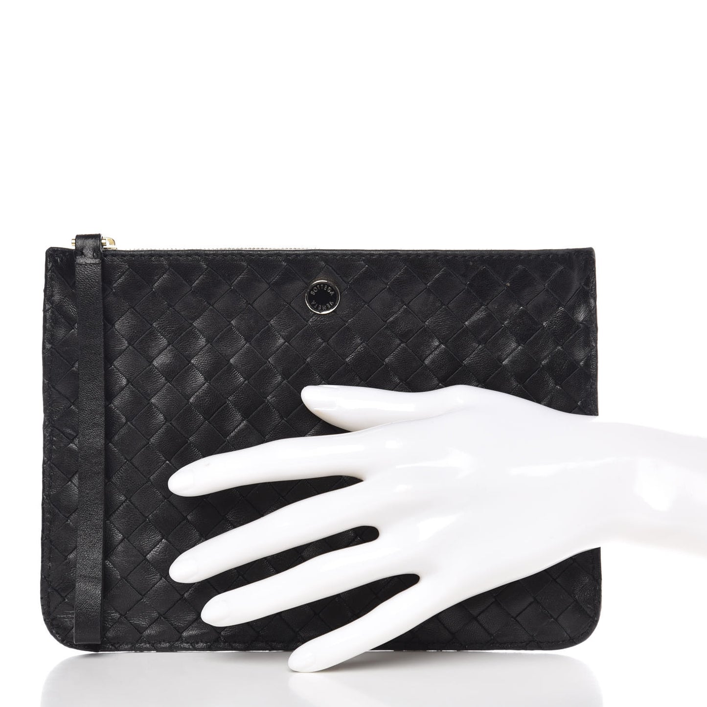 Vitello Intrecciato Pouch Black