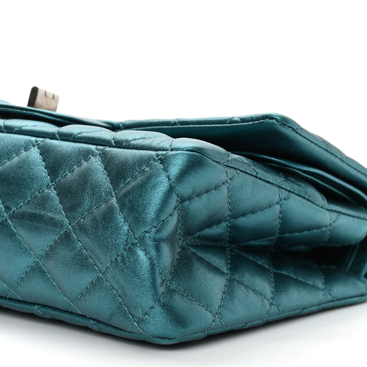Chanel Metallic Calfskin 2.55 Reissue 225 Flap Turquoise 9 of 10