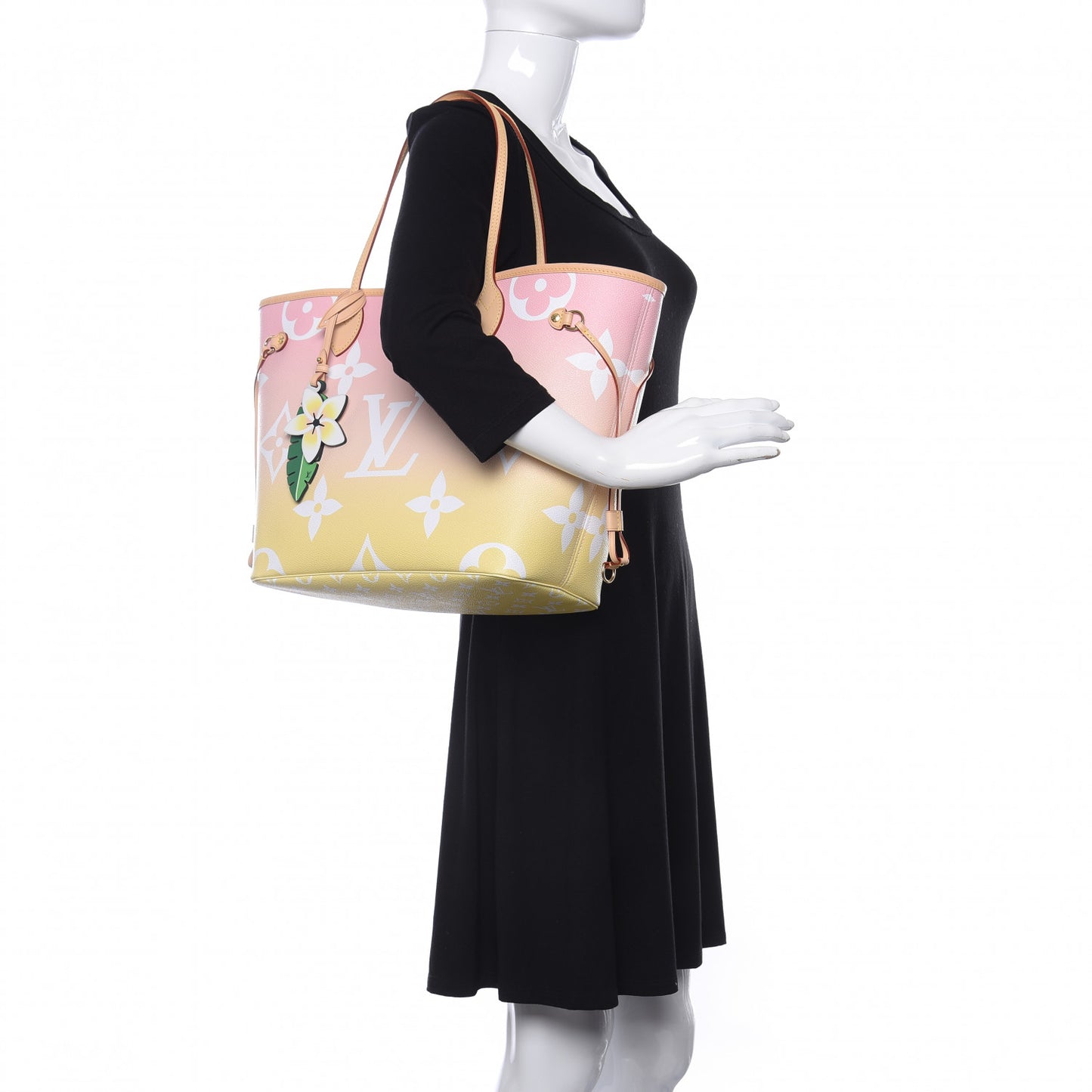 Monogram Giant By The Pool Neverfull MM Light Pink